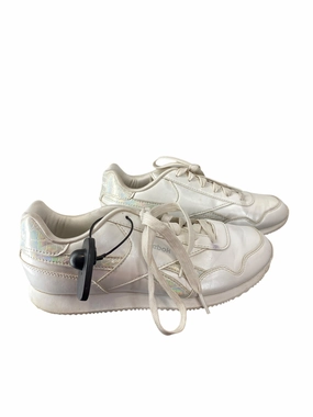 Hydrophobic coating Traction Enhanced Pattern Shoes Sneakers By Reebok  Size: 5