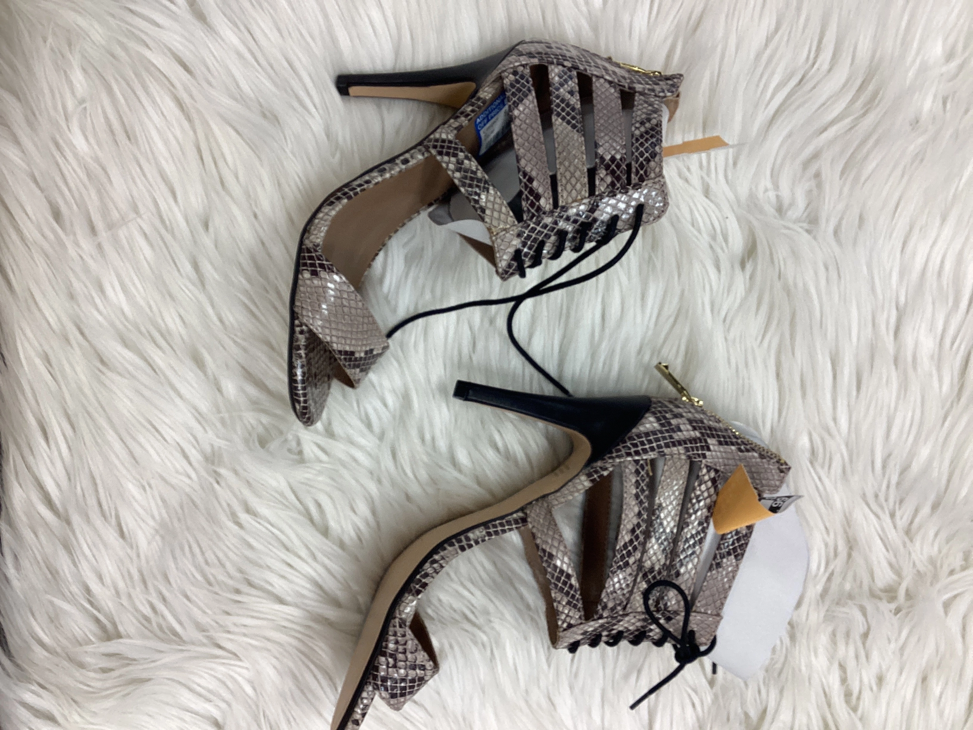 Durable Sole Memory foam insole Shoes Heels Stiletto By Report In Animal Print, Size:8