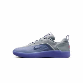 high - visibility Nike SB Mens Zoom NYJAH 4 Shoes