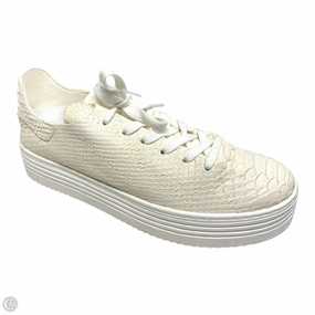 Abduction Guide Compact Form Shoes Sneakers By Sam Edelman In Snakeskin Print, Size: 10.5