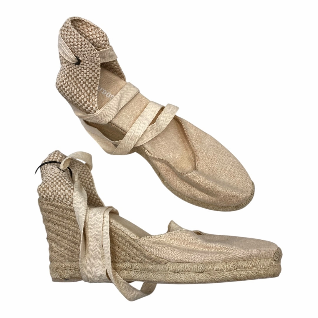 Breathable Upper Winter Sandals Shoes Heels Block By Soludos In Cream, Size:11