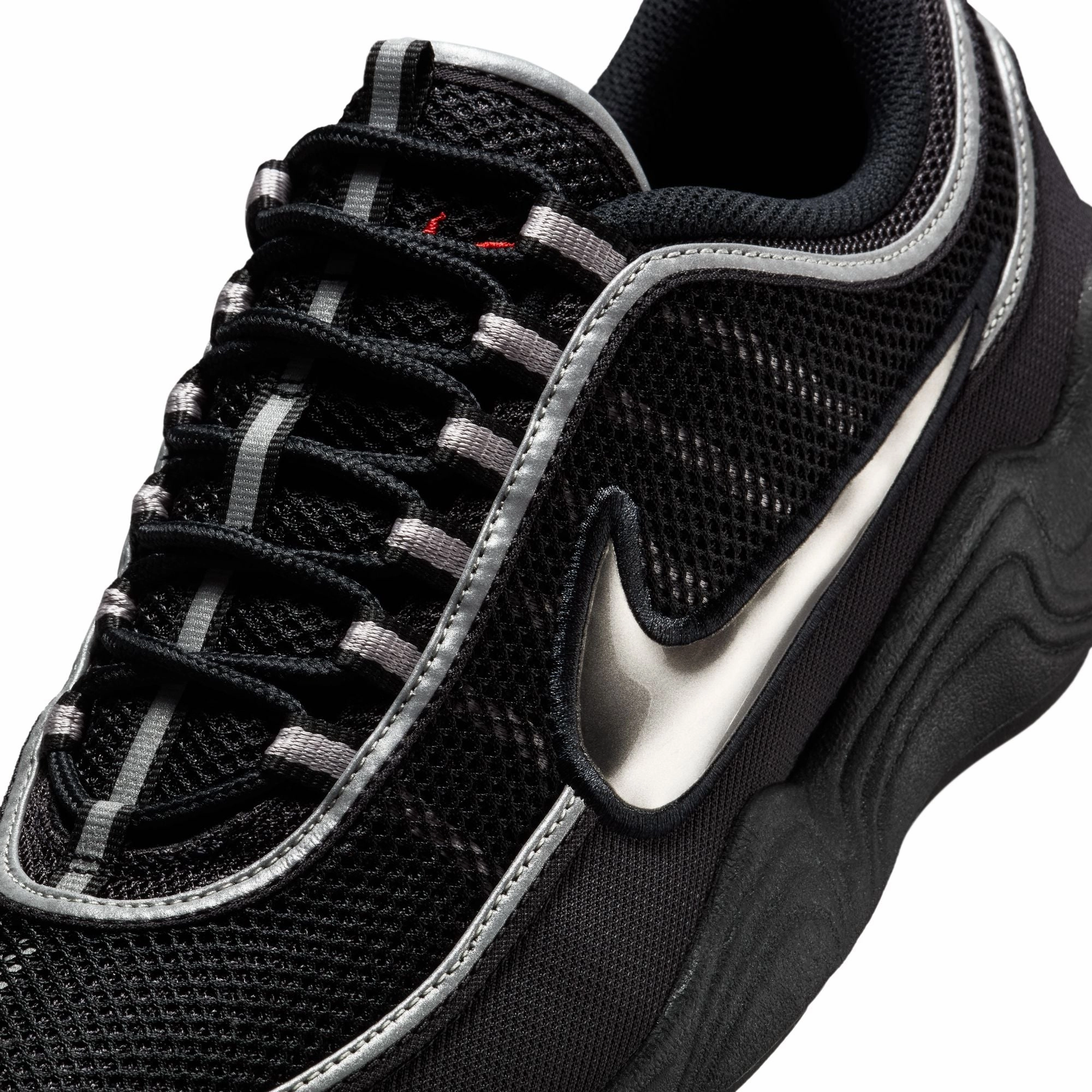 Nike Mens Air Zoom Spiridon SP Shoes running in a bamboo bridge area shoes mud shoes