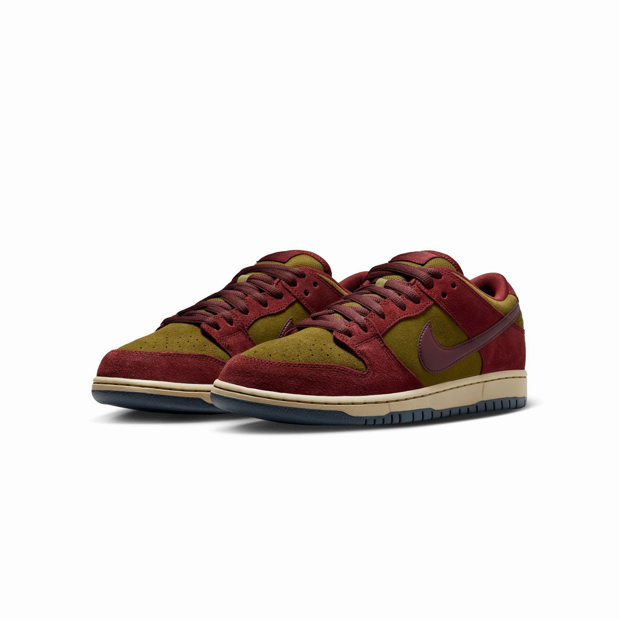 Nike SB Mens Dunk Low Pro Shoes well - balanced