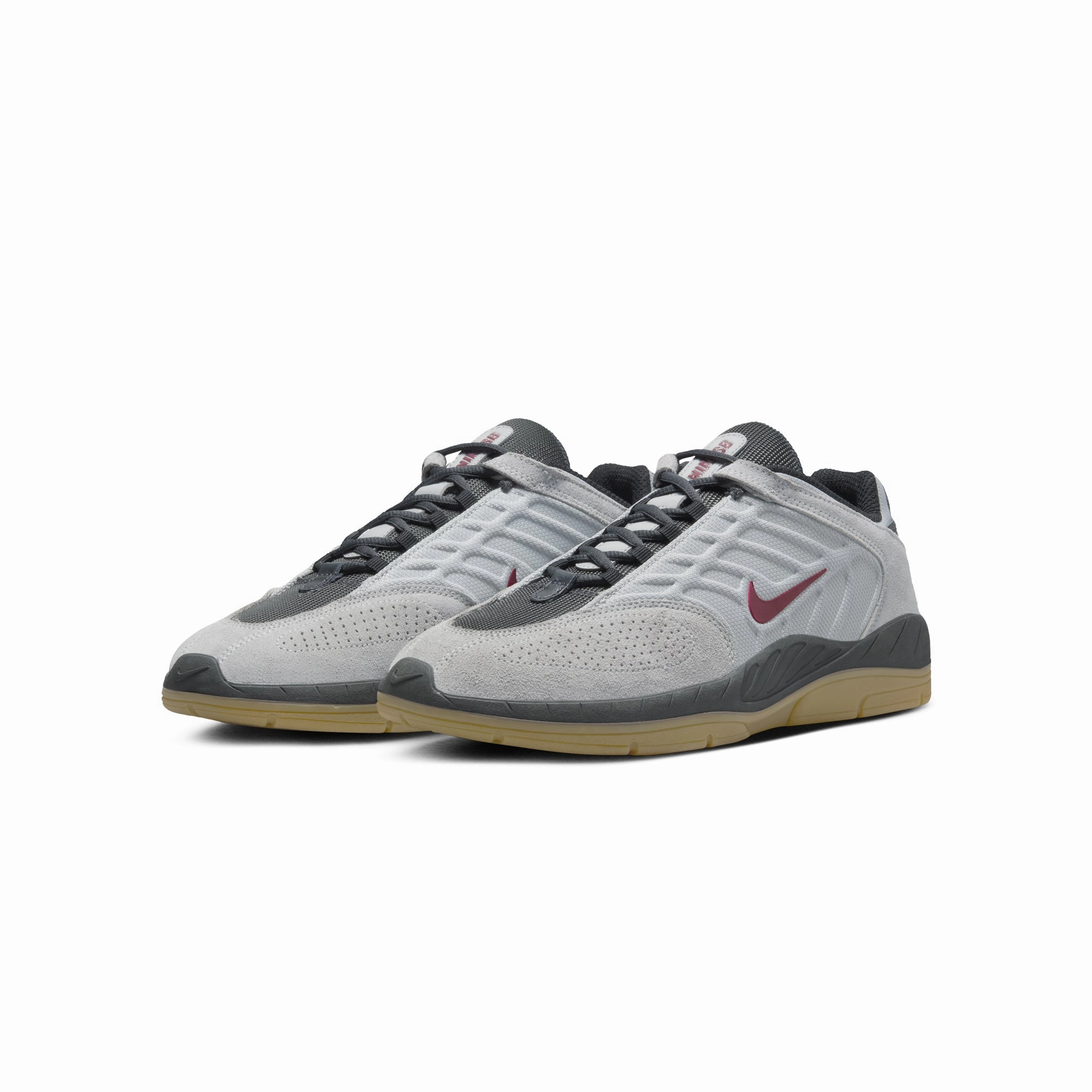 running on asphalt shoes Nike SB Mens Vertebrae Shoes