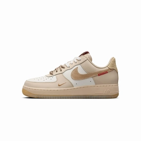 Nike Womens Air Force 1 '07 LX Shoes Low Profile running on concrete
