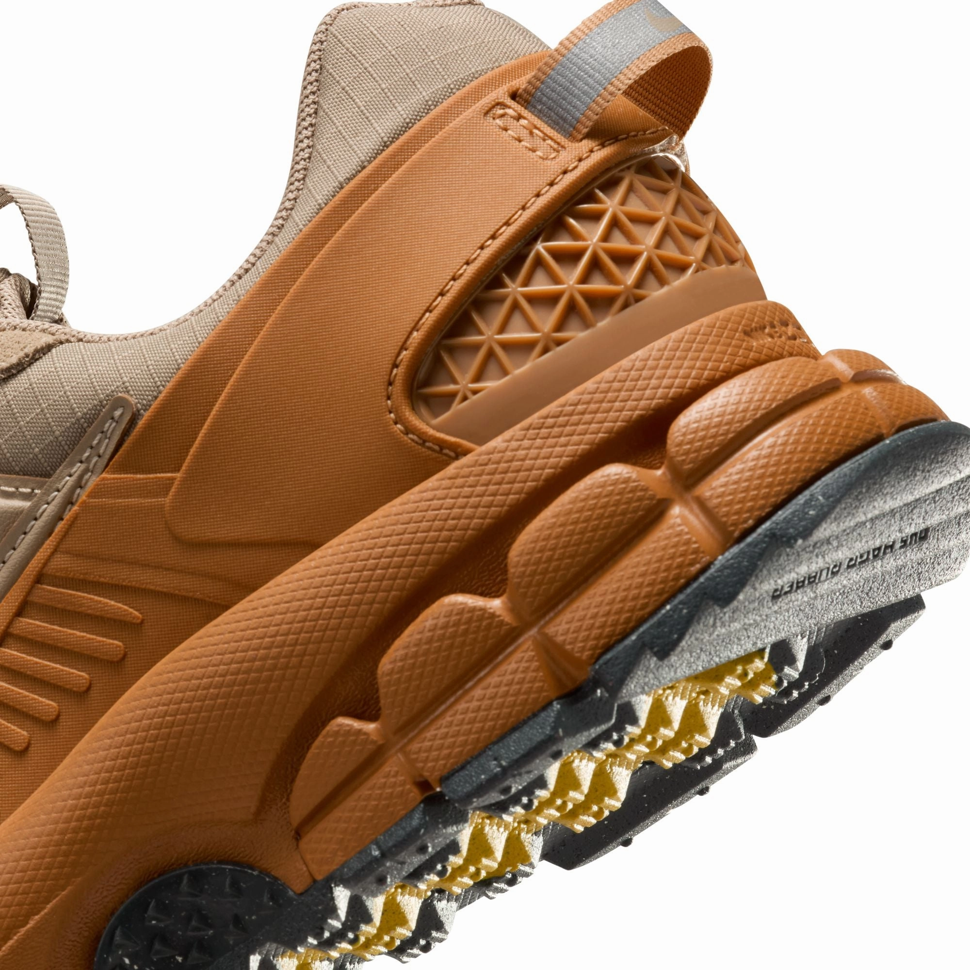 Nike Womens Zoom Vomero Roam Shoes textured - finish shoes