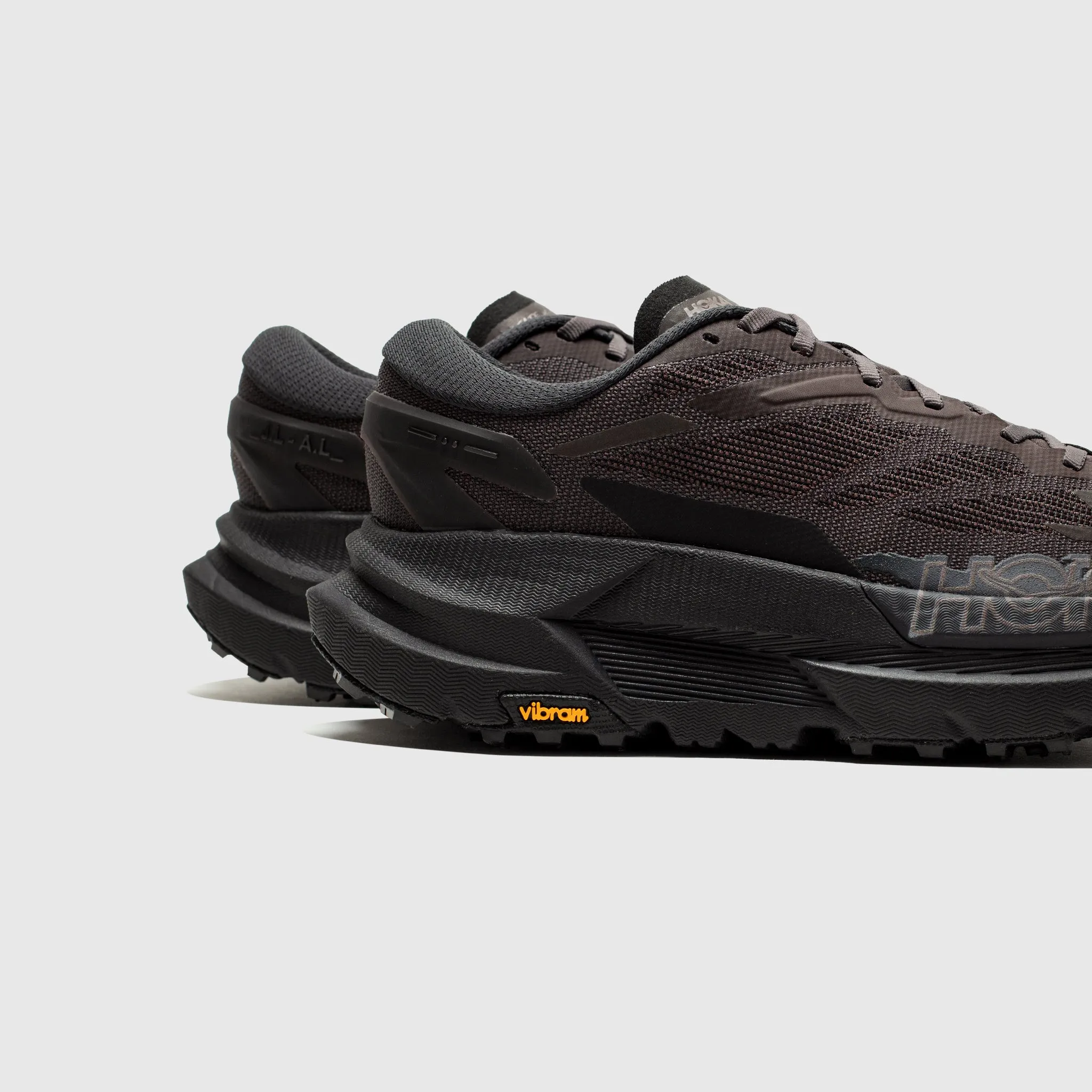 J.L-A.L X U MAFATE short - distance runner