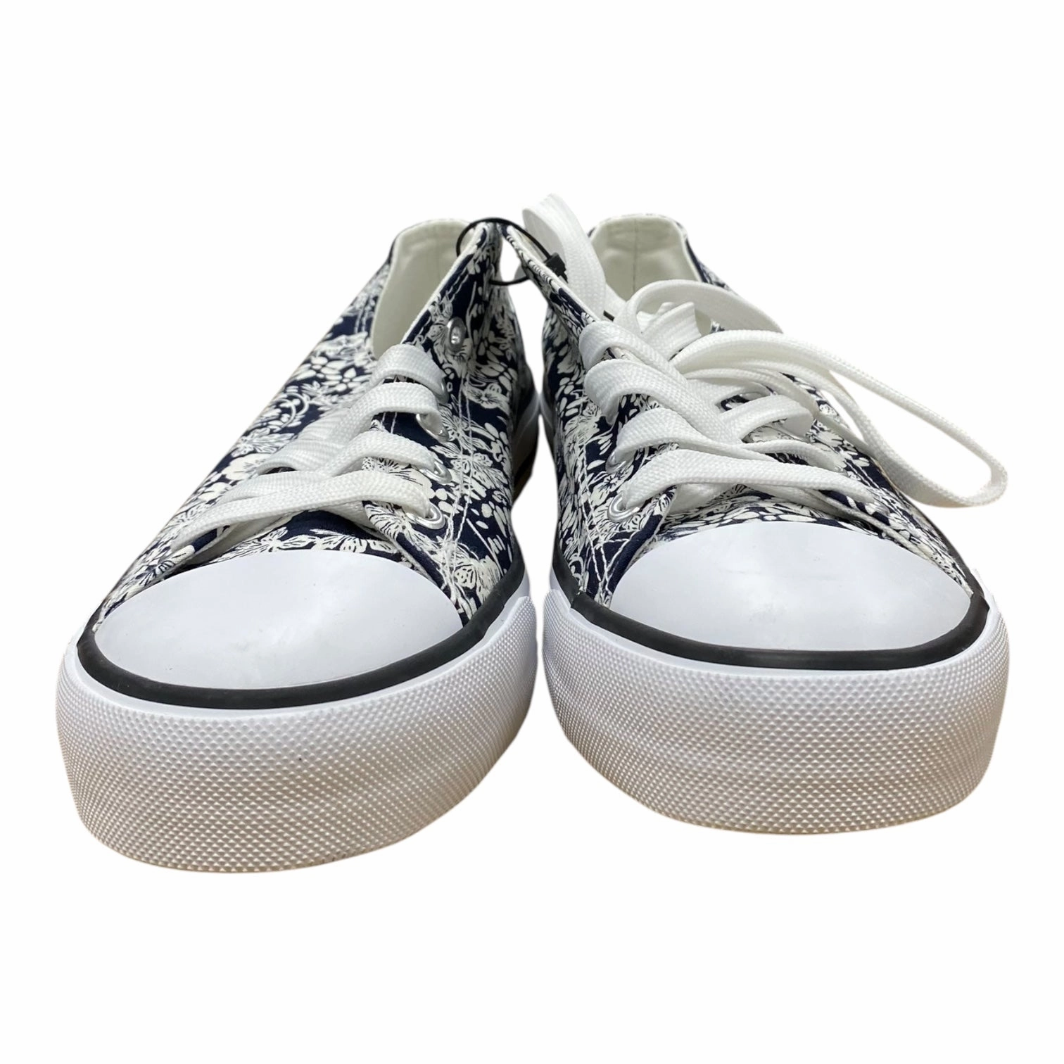 Air Channels WaterResistant Shoes Sneakers By Cme In Blue, Size:8