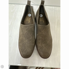 Round Toe Classy Sandals Shoes Heels Block By Kim Rogers In Grey, Size: 8.5