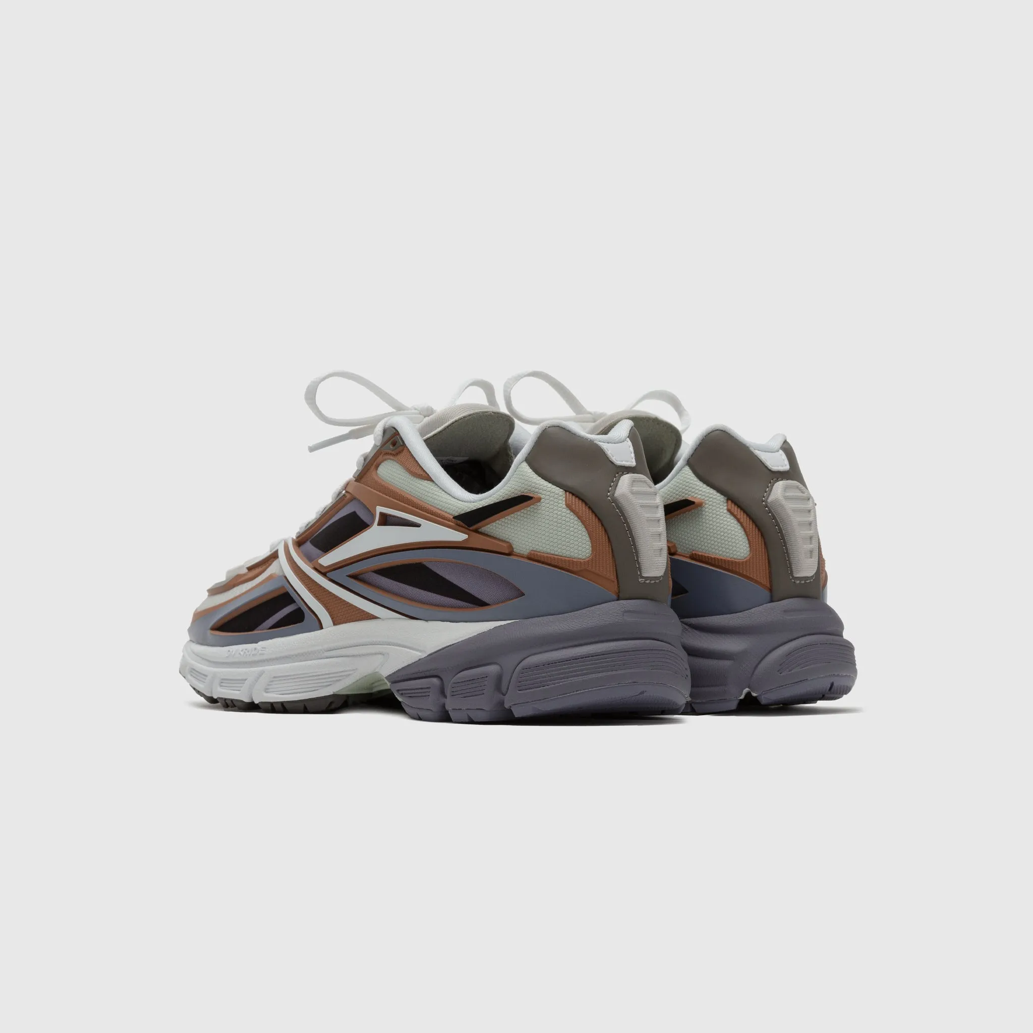 Multi Purpose Use runner PACKER X PREMIER ROAD MODERN