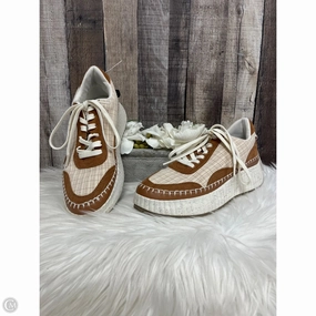 Shoes Sneakers By Universal Thread In Multi-colored, Size: 9.5 Asymmetric Lacing