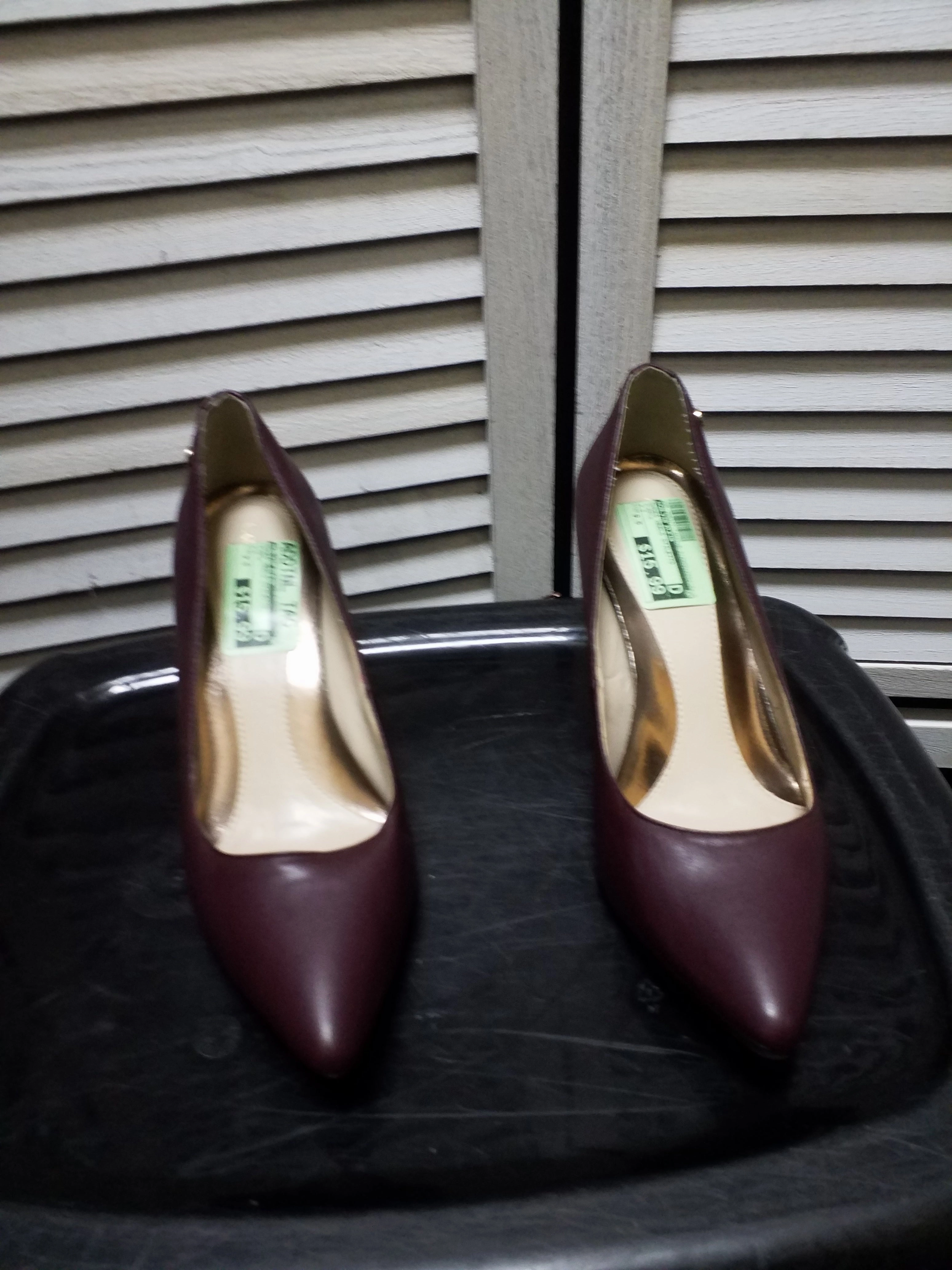 Classy High Heels Buckled Shoes Heels Stiletto By Calvin Klein  Size: 9.5