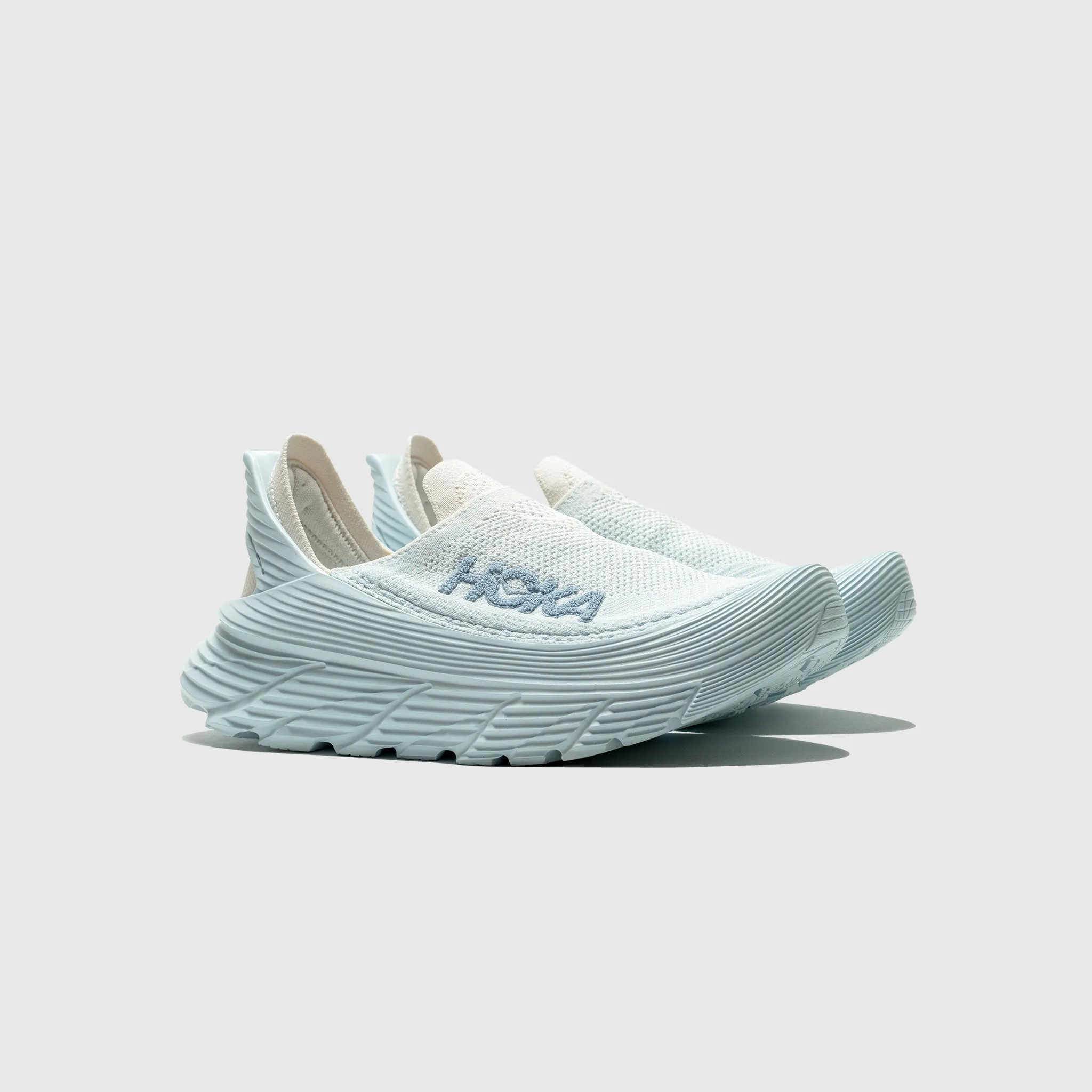 running in color runs shoes easy - to - clean shoe feature RESTORE TC