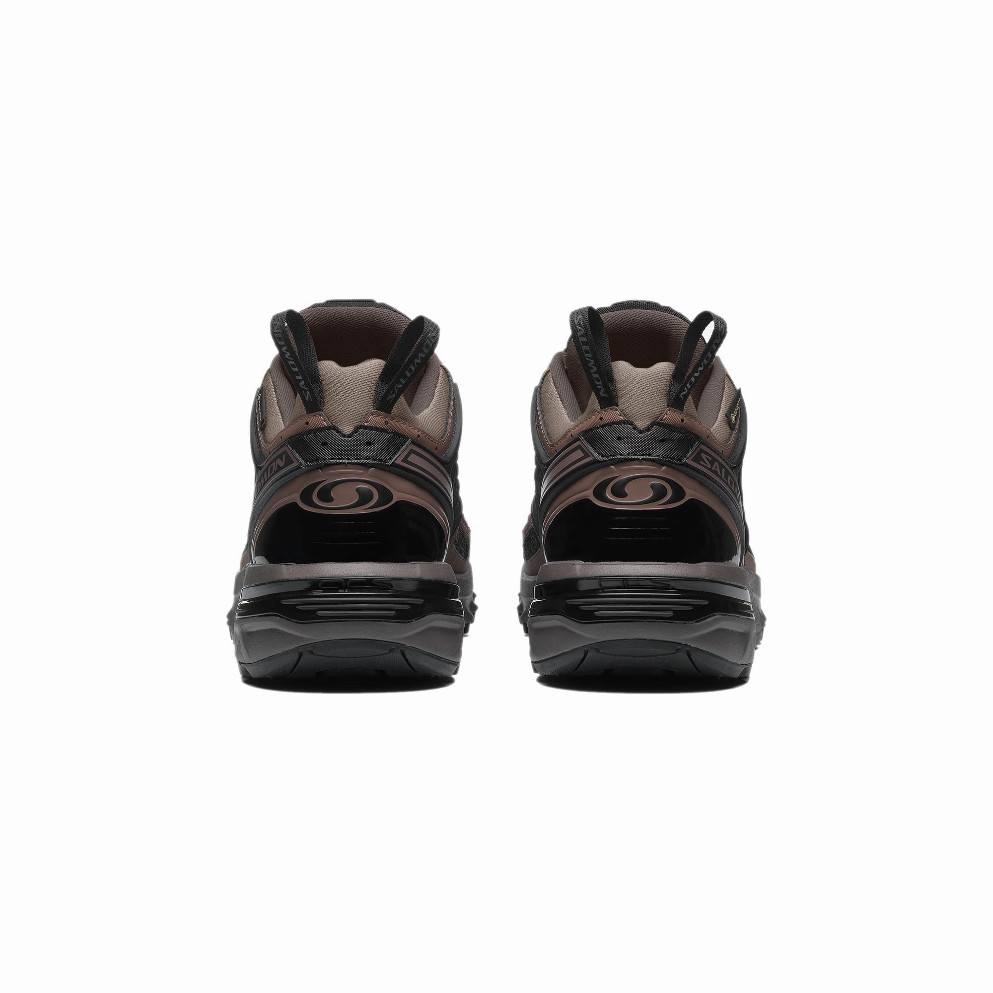 running during a windy day Salomon Mens ACS Pro GTX Shoes