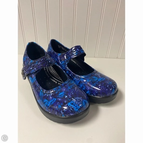 Matte Finish Luxury Heeled Boots Shoes Heels Block By Easy Street In Blue, Size: 6