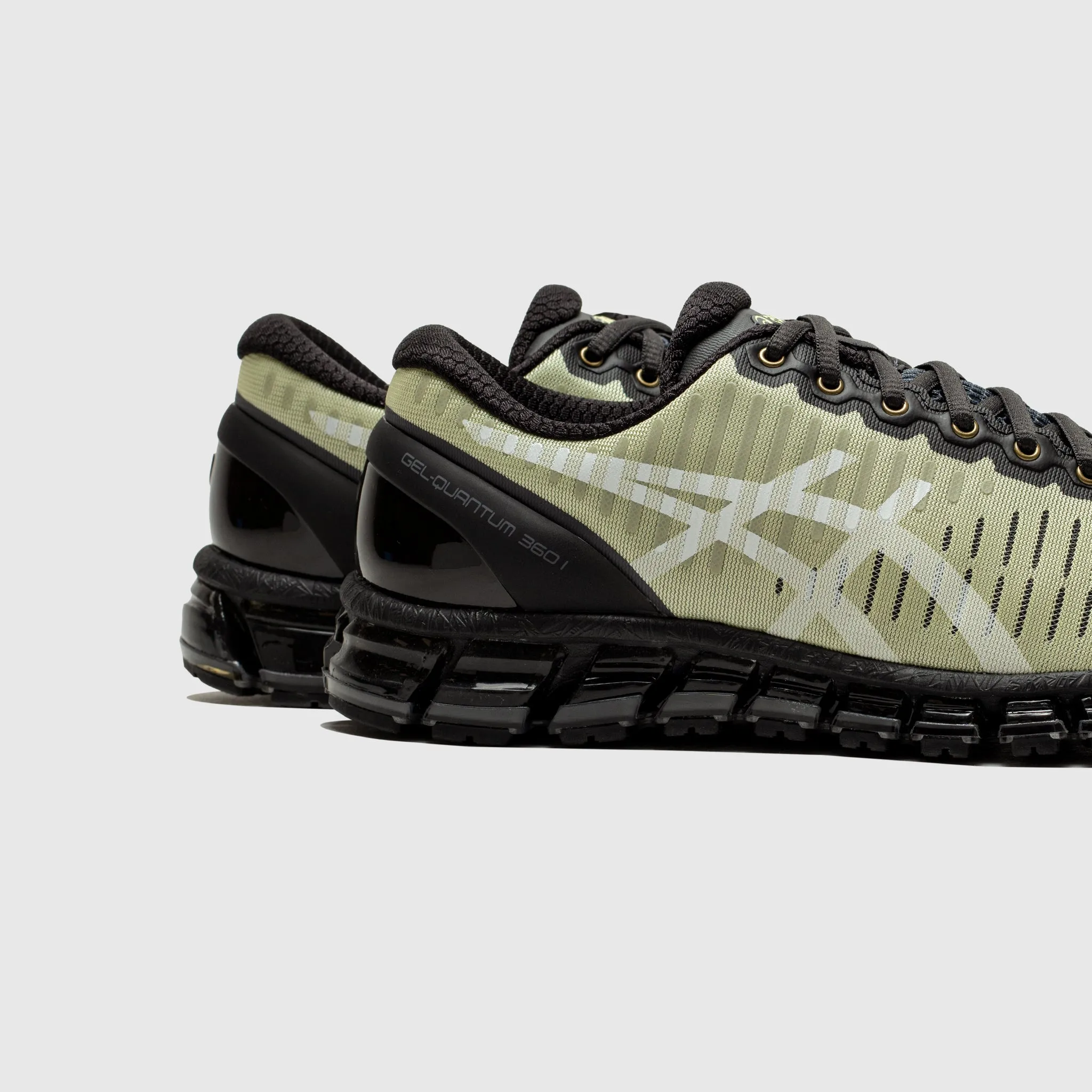 GEL-QUANTUM 360 X ABOVE THE CLOUDS Running for short - distance