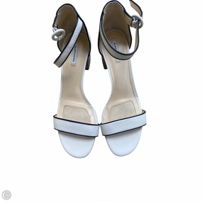 Shoes Heels Block By Alex Marie In Cream, Size: 9 Slip-On Pumps