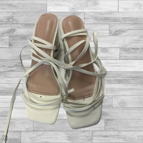 Lightweight Upper Shoes Heels Block By Clothes Mentor In White, Size: 8.5