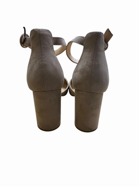 Shoes Heels Block By Lc Lauren Conrad In Taupe, Size: 9.5 Metal hardware