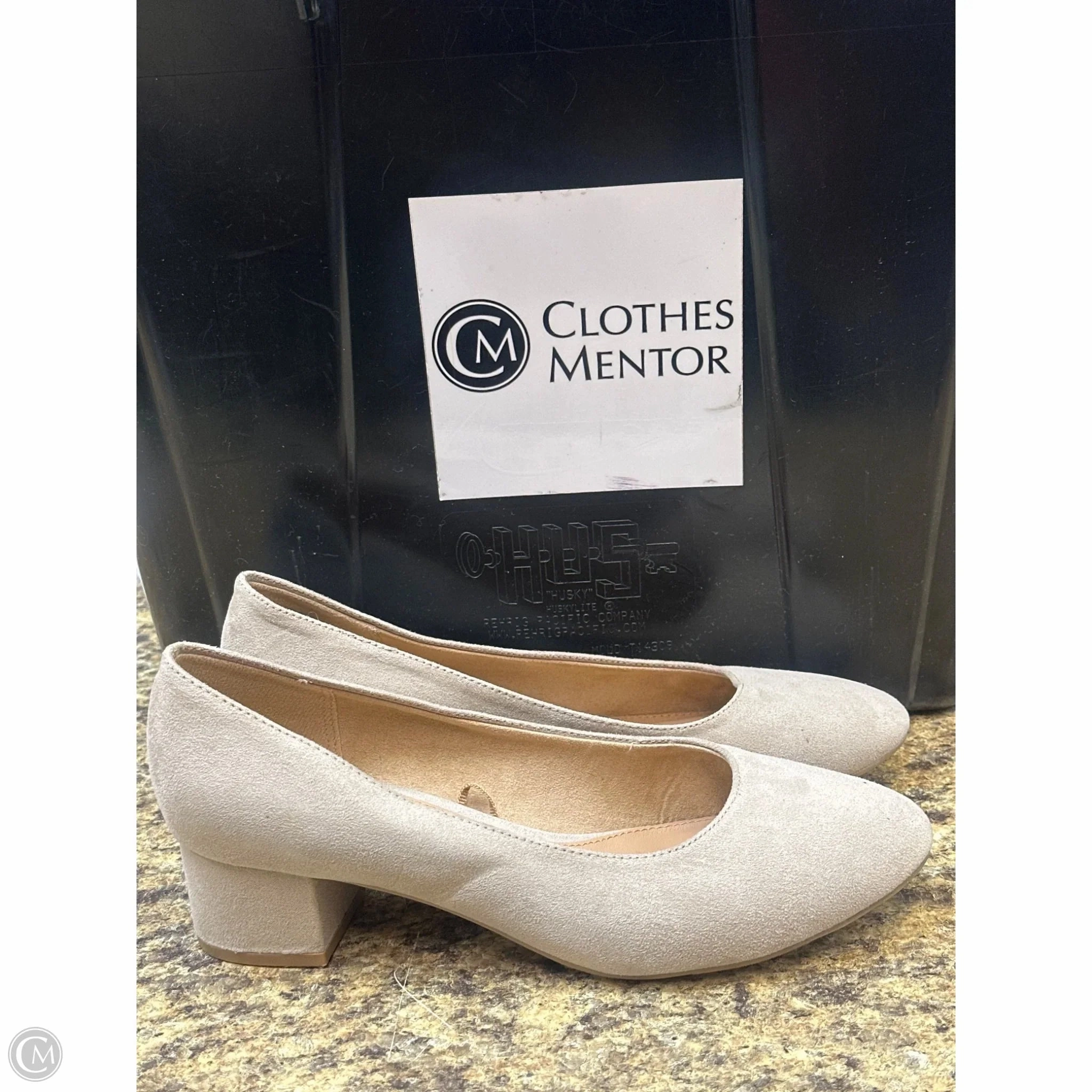 Casual Office Heels Smooth Finish Shoes Heels Block By Old Navy In Beige, Size: 6.5