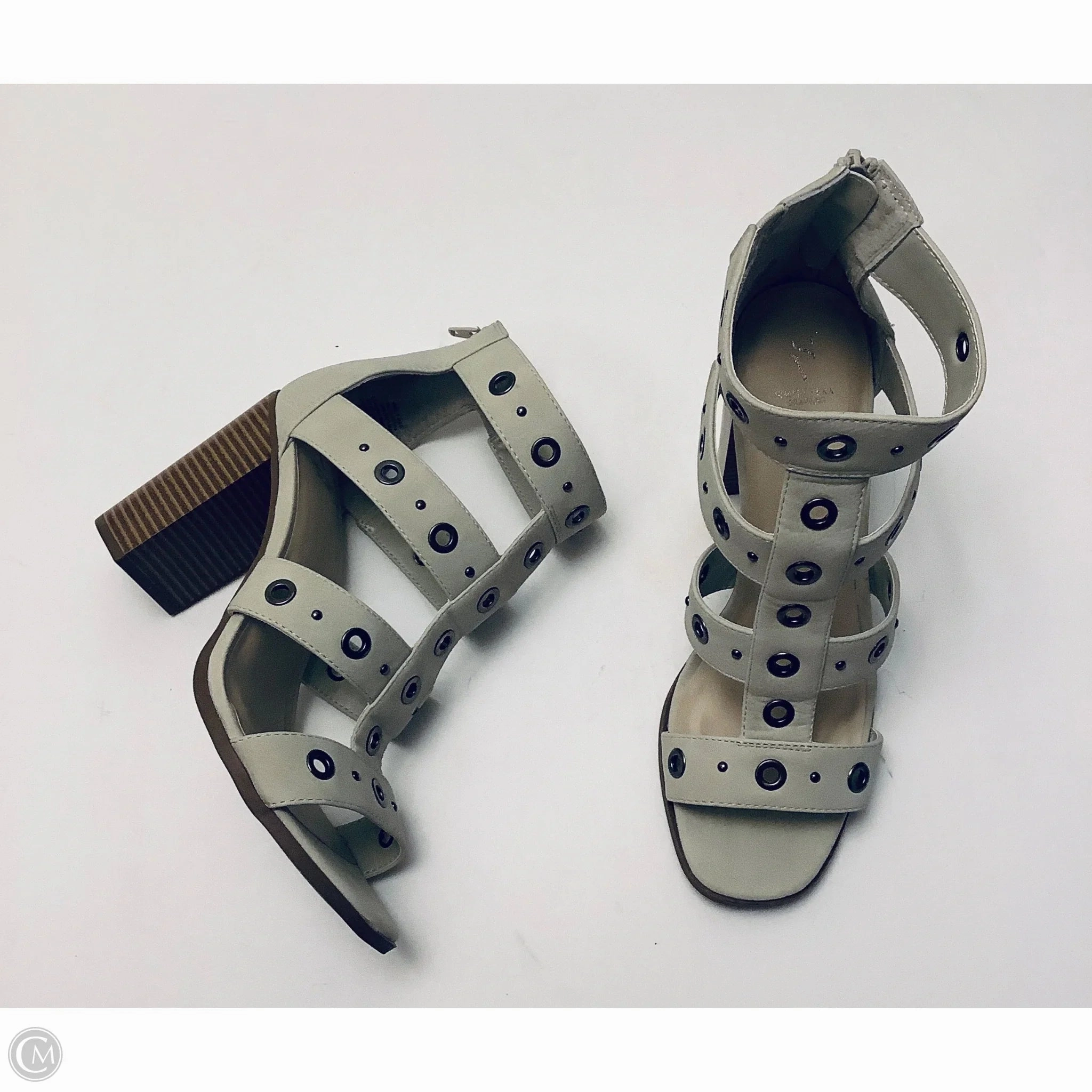 Shoes Heels Block By Simply Vera In Cream, Size: 9 Customizable