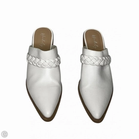 Shoes Heels Block By Wonderly In White, Size: 9 Vintage Look High Top Style