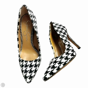 Fall Fashion Pumps Shoes Heels Stiletto By Jessica Simpson In Black & White, Size: 7.5