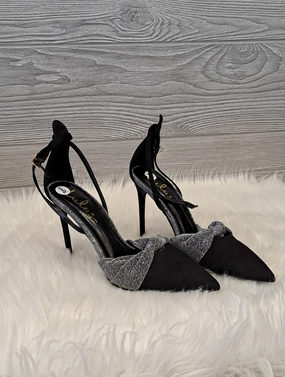 Classy Heels Shoes Heels Stiletto By Lulus In Black, Size: 8