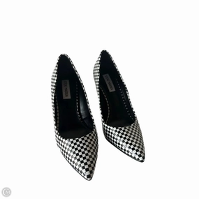 Decorative High Heels Shoes Heels Stiletto By Steve Madden In Black & White, Size: 8