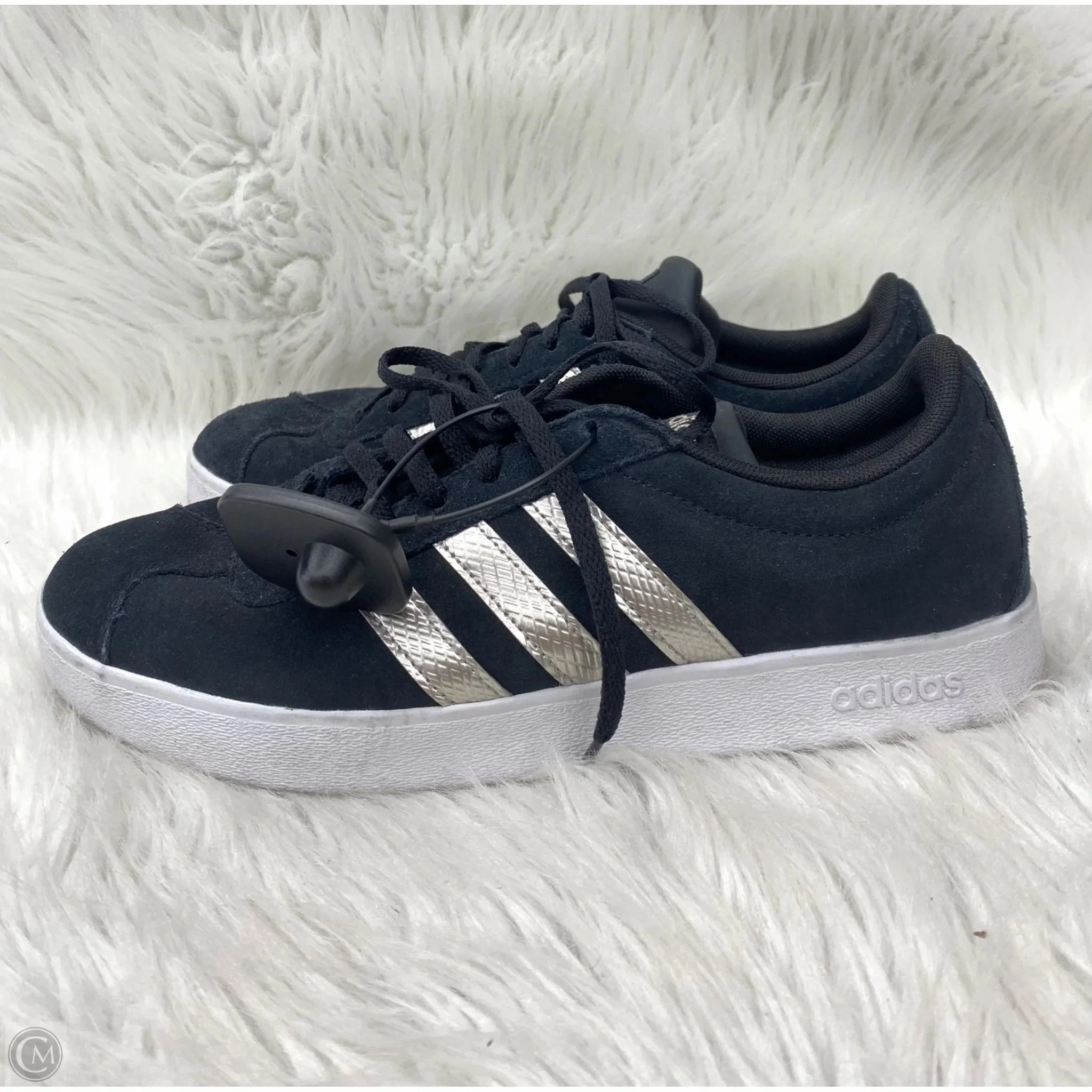 Shoes Sneakers By Adidas In Black & White, Size: 10 Eco Friendly Upper Crosswalk Use