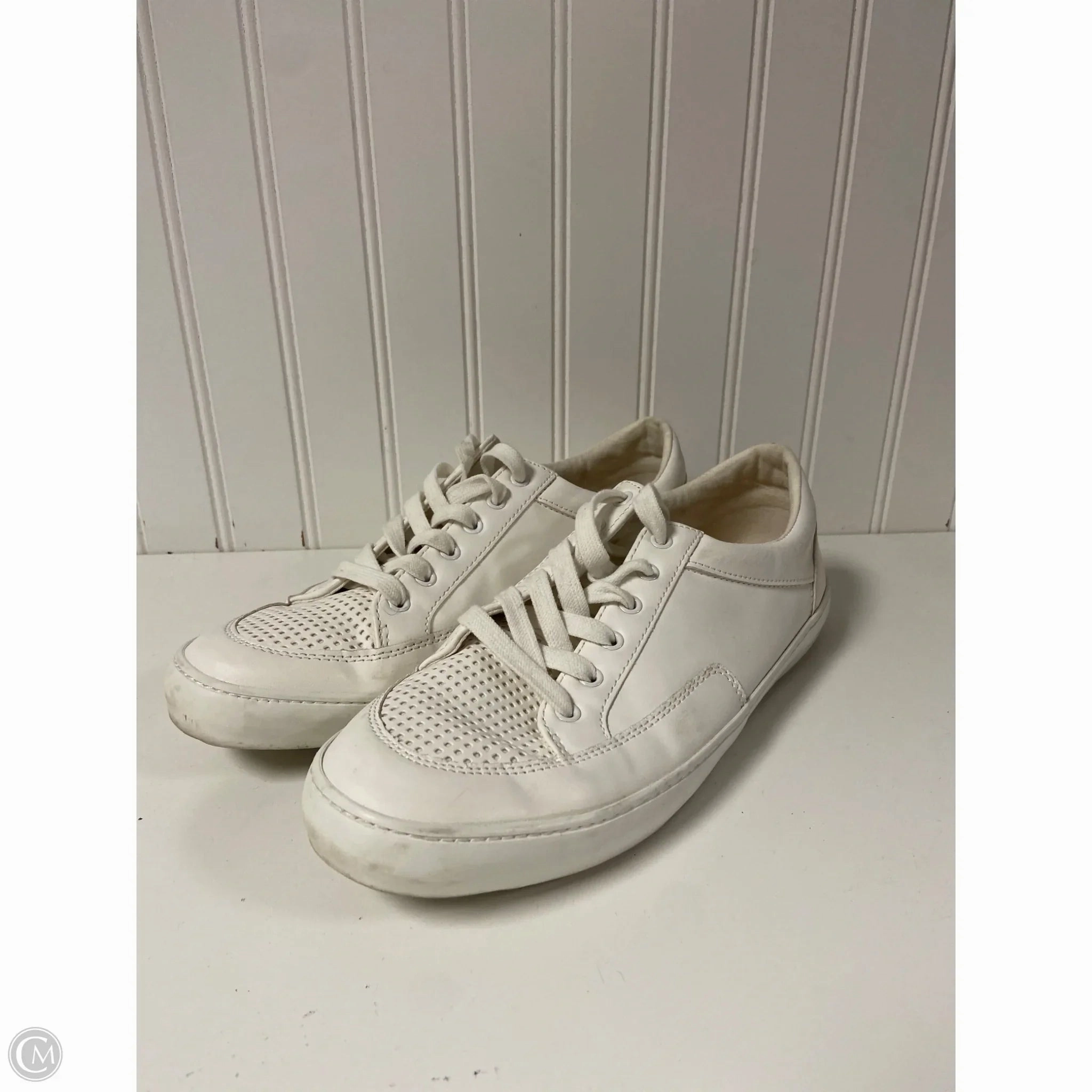 Shoes Sneakers By Banana Republic In White, Size: 10 Thermal Bonded Seams neutral support
