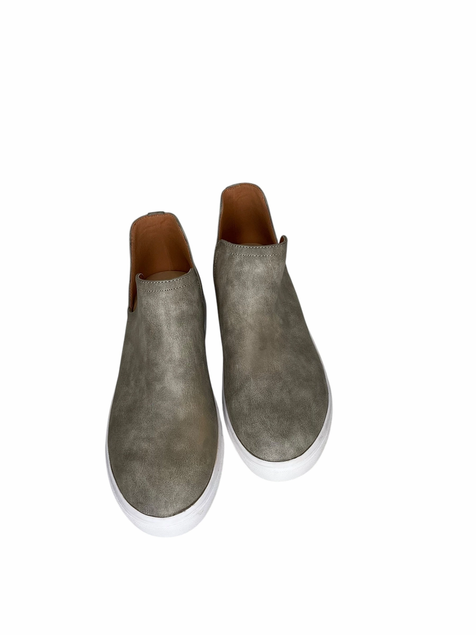 Impact Diffusion System Shoes Sneakers By Clothes Mentor In Beige, Size: 9