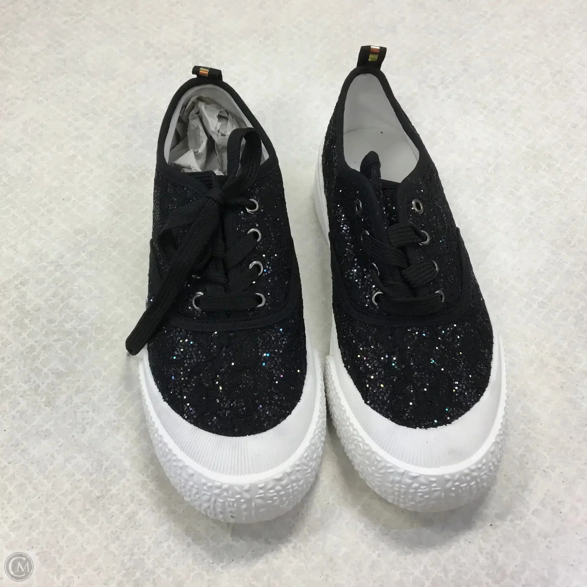 Foam Pod Cushioning Shoes Sneakers By Clothes Mentor In Black, Size: 7