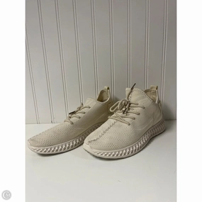 Shoes Sneakers By Clothes Mentor In Cream, Size: 9.5 Cushioned Sole Responsive Cushion