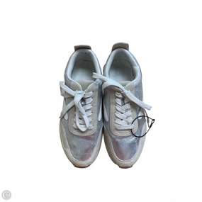 TPE Injection Midsole Shoes Sneakers By Clothes Mentor In Silver, Size: 8