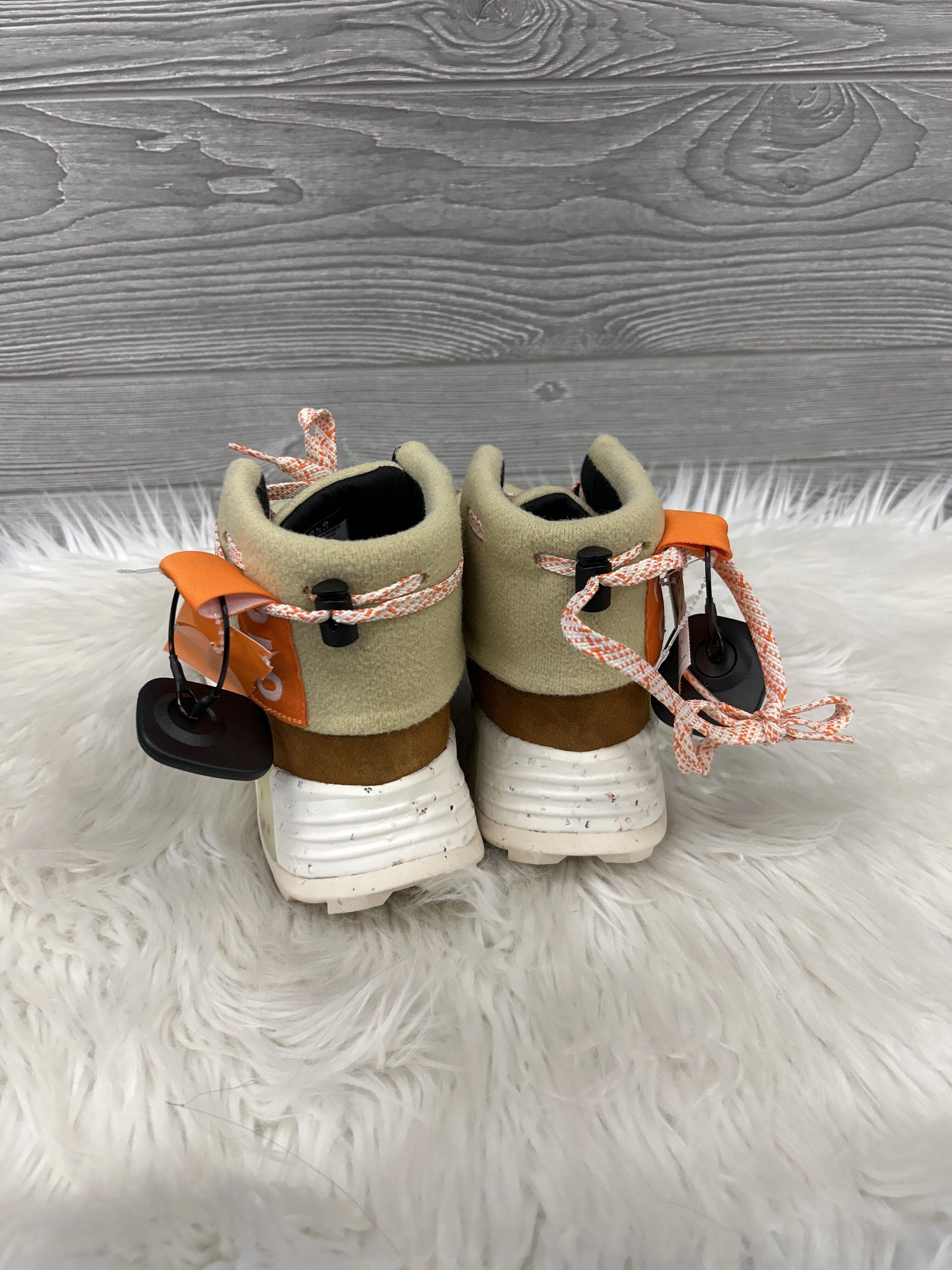 Shoes Sneakers By Cma  Size: 8 Neutral Look