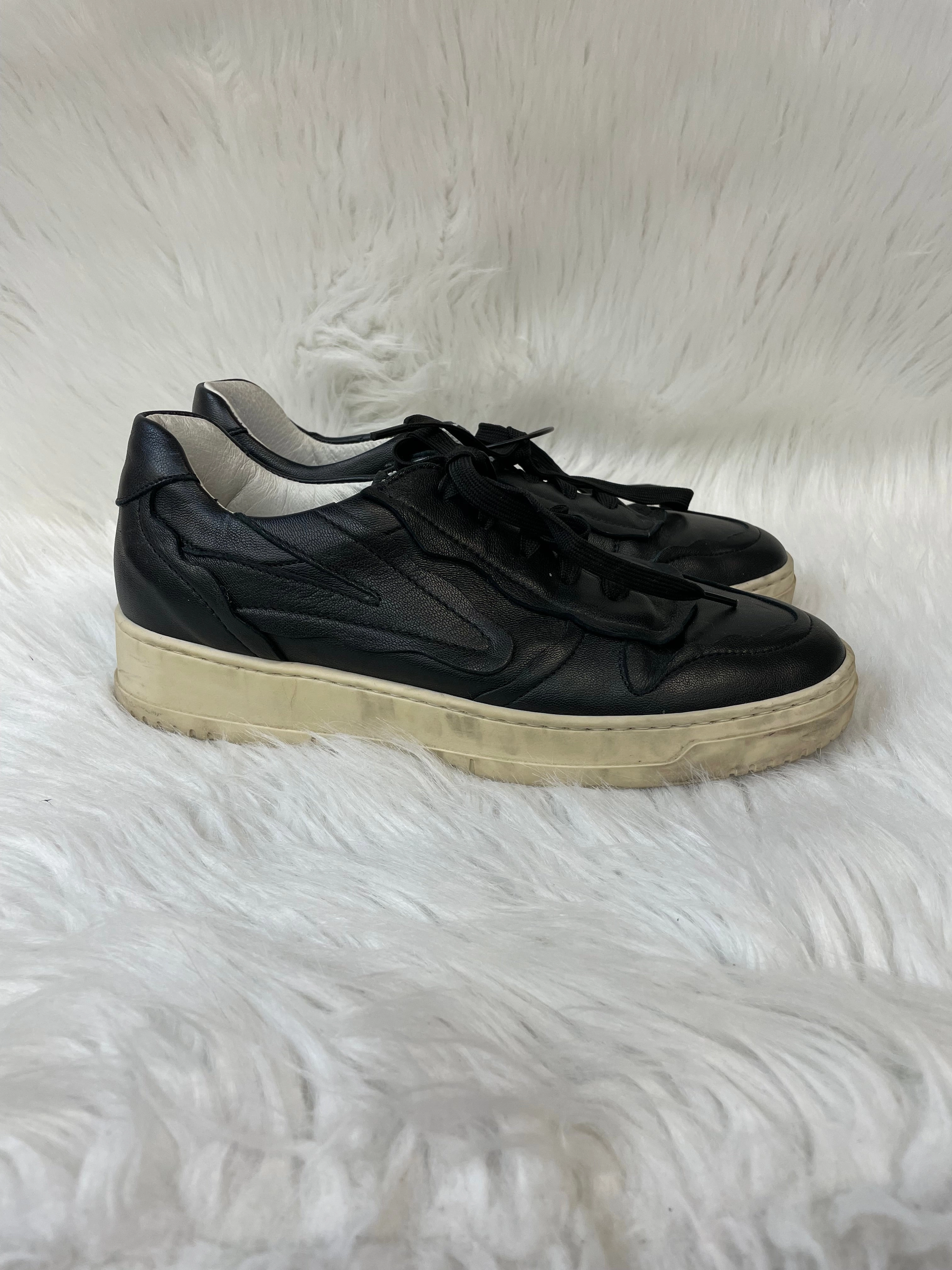 Peak Fit Quick Drying Shoes Sneakers By Cmc In Black & Cream, Size: 9