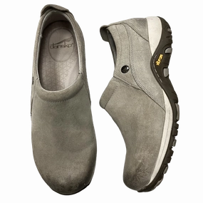 Core training Shoes Sneakers By Dansko  Size: 8.5