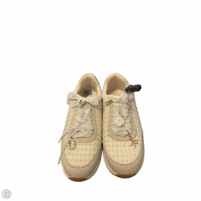 Shoes Sneakers By Dolce Vita In Cream, Size: 7 No Effort