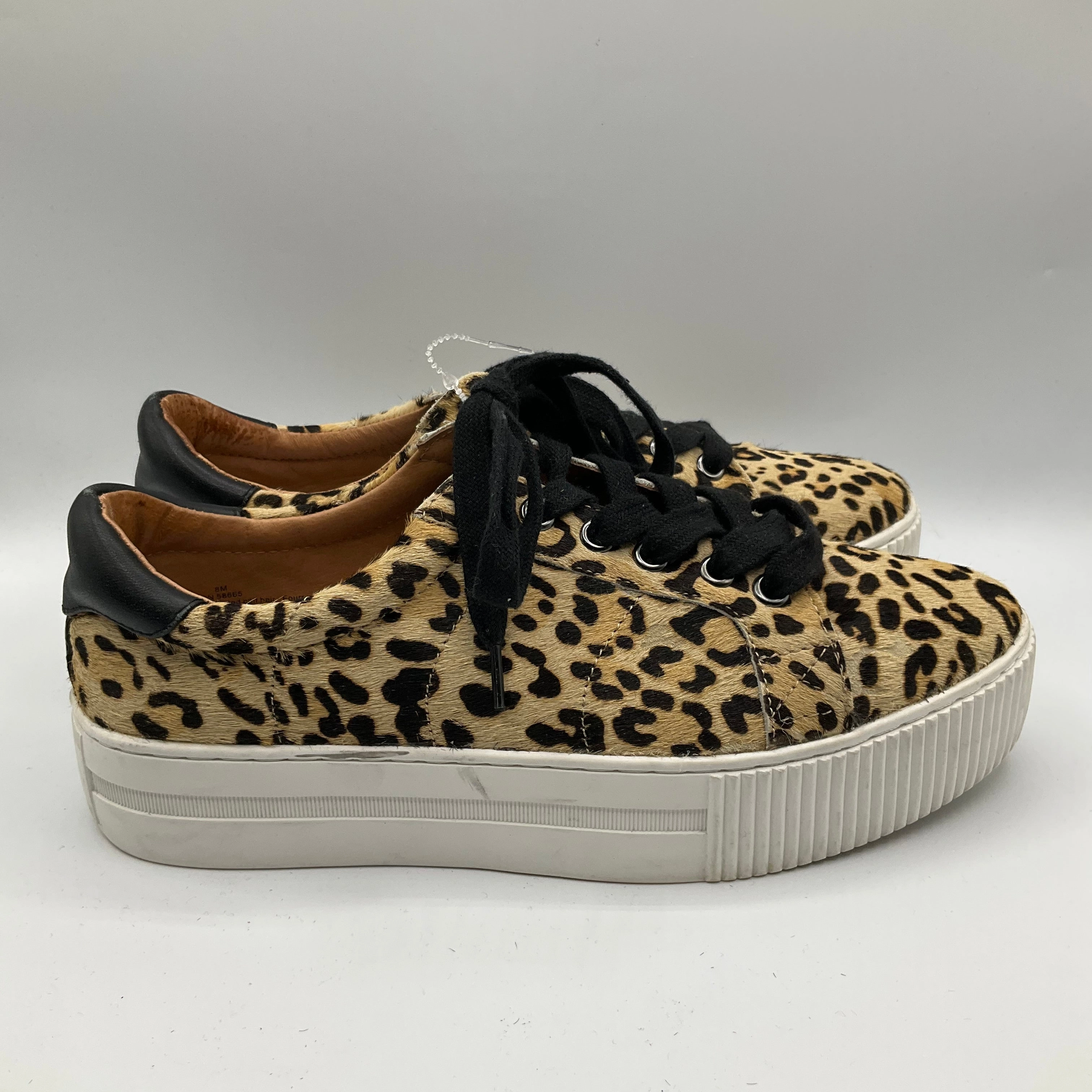 Sporty Edge Shoes Sneakers By Halogen In Animal Print, Size: 7