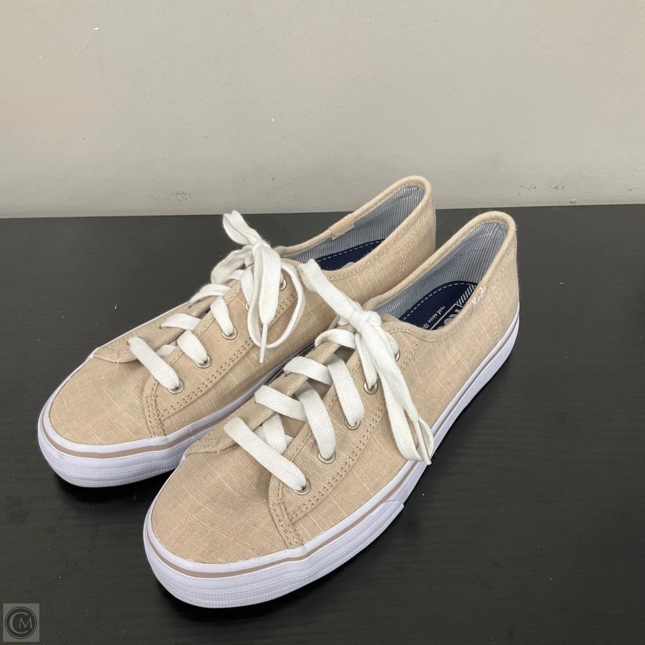 Shoes Sneakers By Keds In Tan, Size: 7.5 Shock Diffusing