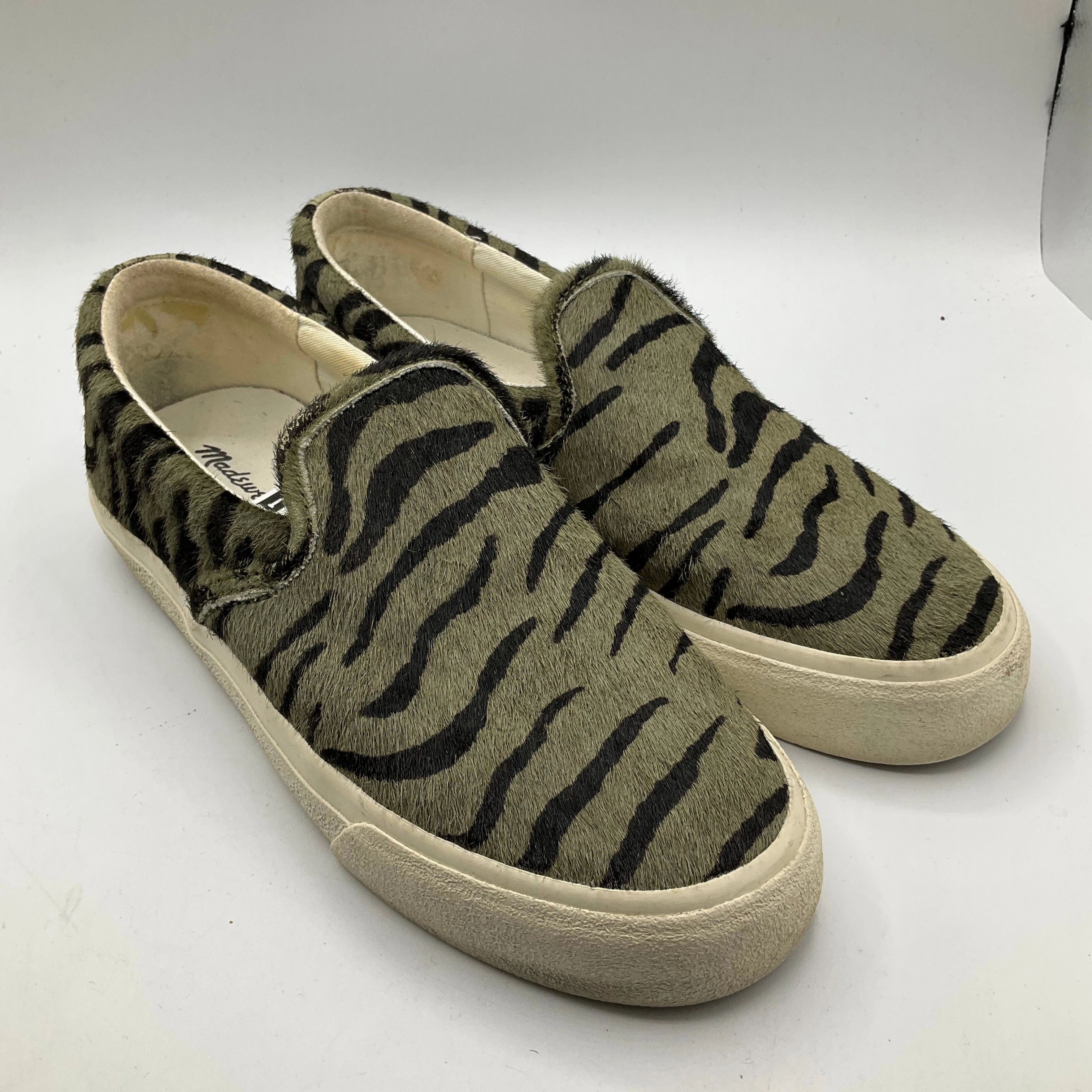 Shoes Sneakers By Madewell In Green, Size: 8 No Stitching