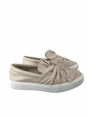 Slip On Elastic Gusset Shoes Sneakers By Mia  Size: 6
