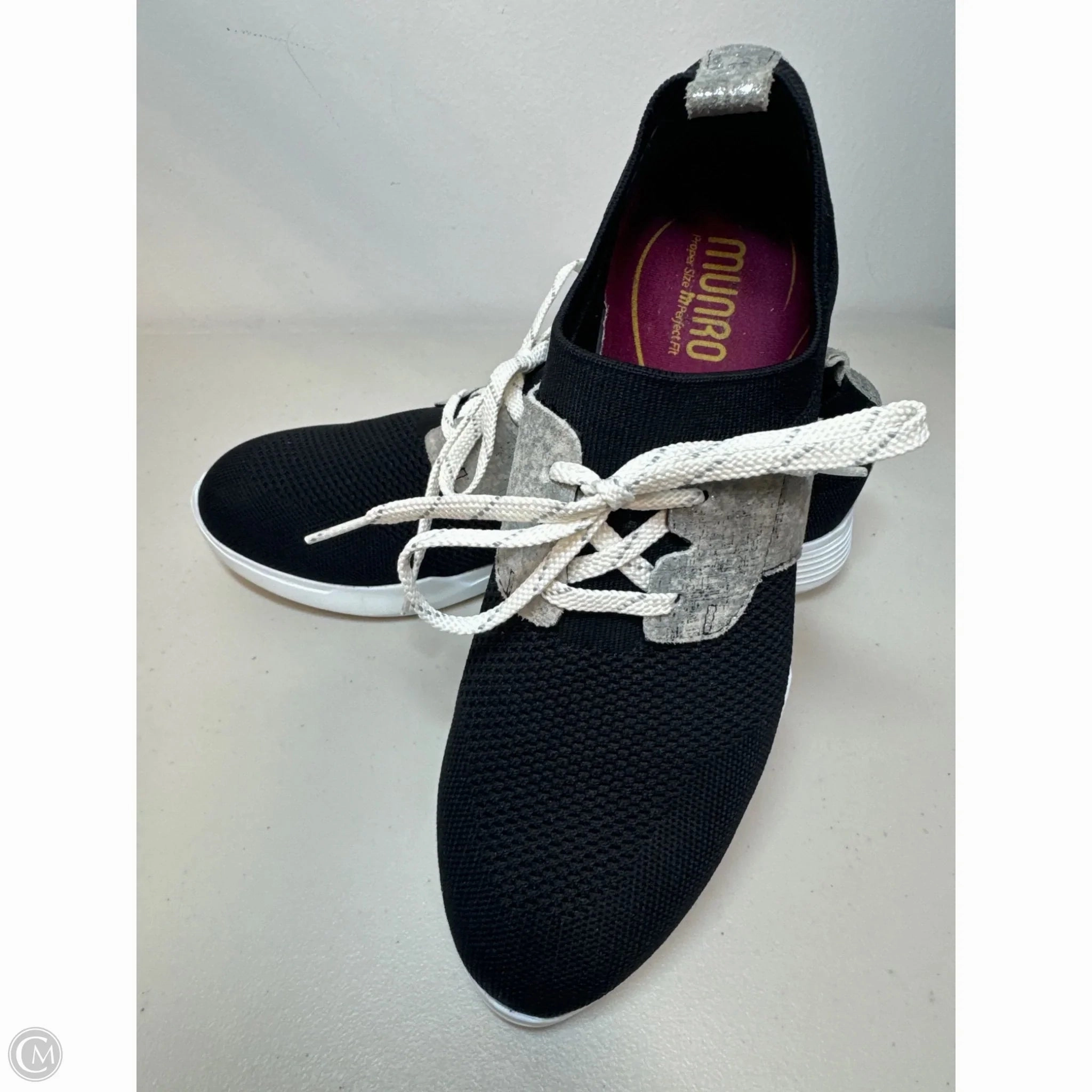 Shoes Sneakers By Munro In Black & Silver, Size: 9 Waterproof Barrier Tech High Cushion