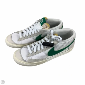 Shoes Sneakers By Nike In Green & White, Size: Est. W 10 (men??s size 8) Calm Texture Boost Step