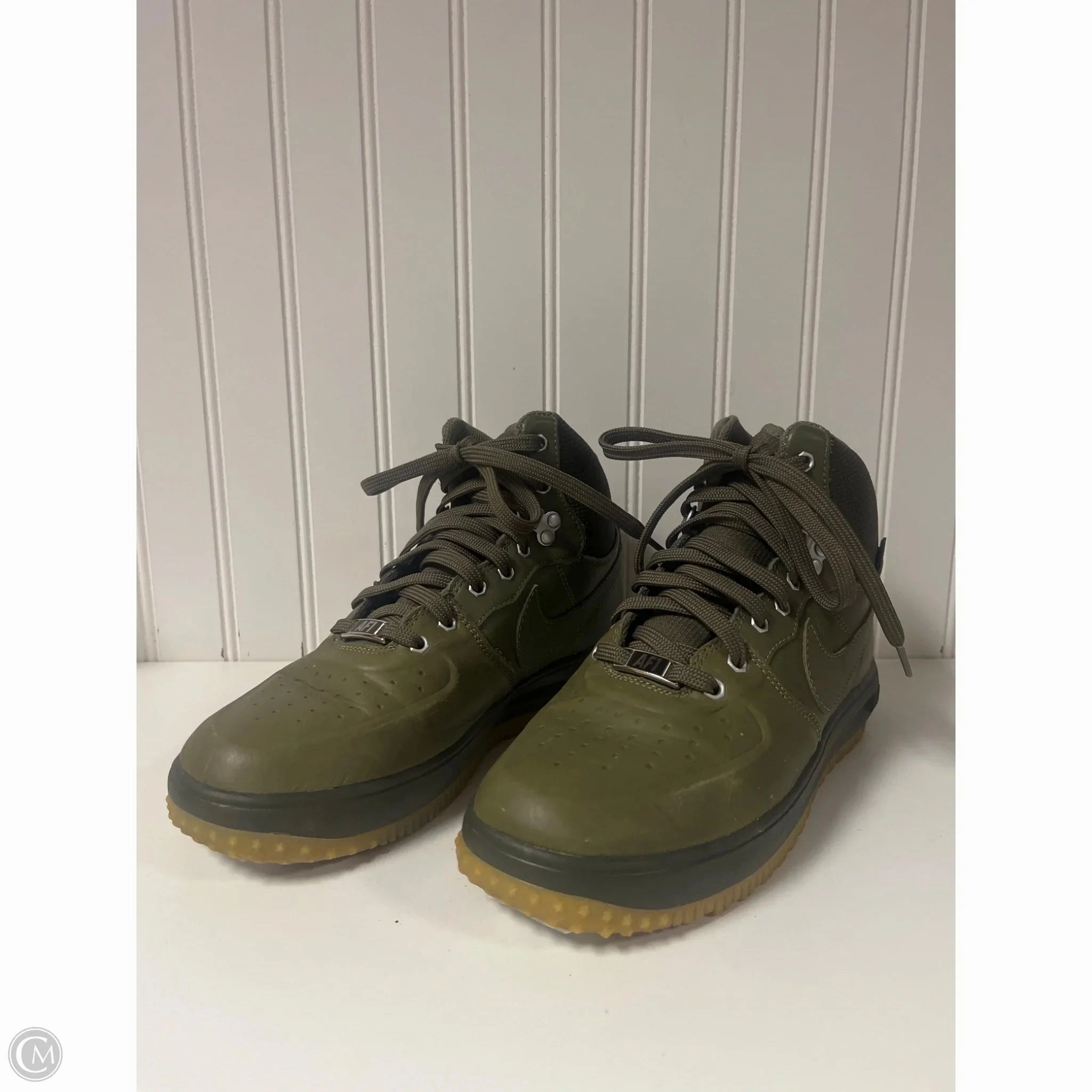 Supportive Footbed Shoes Sneakers By Nike In Green, Size: 8