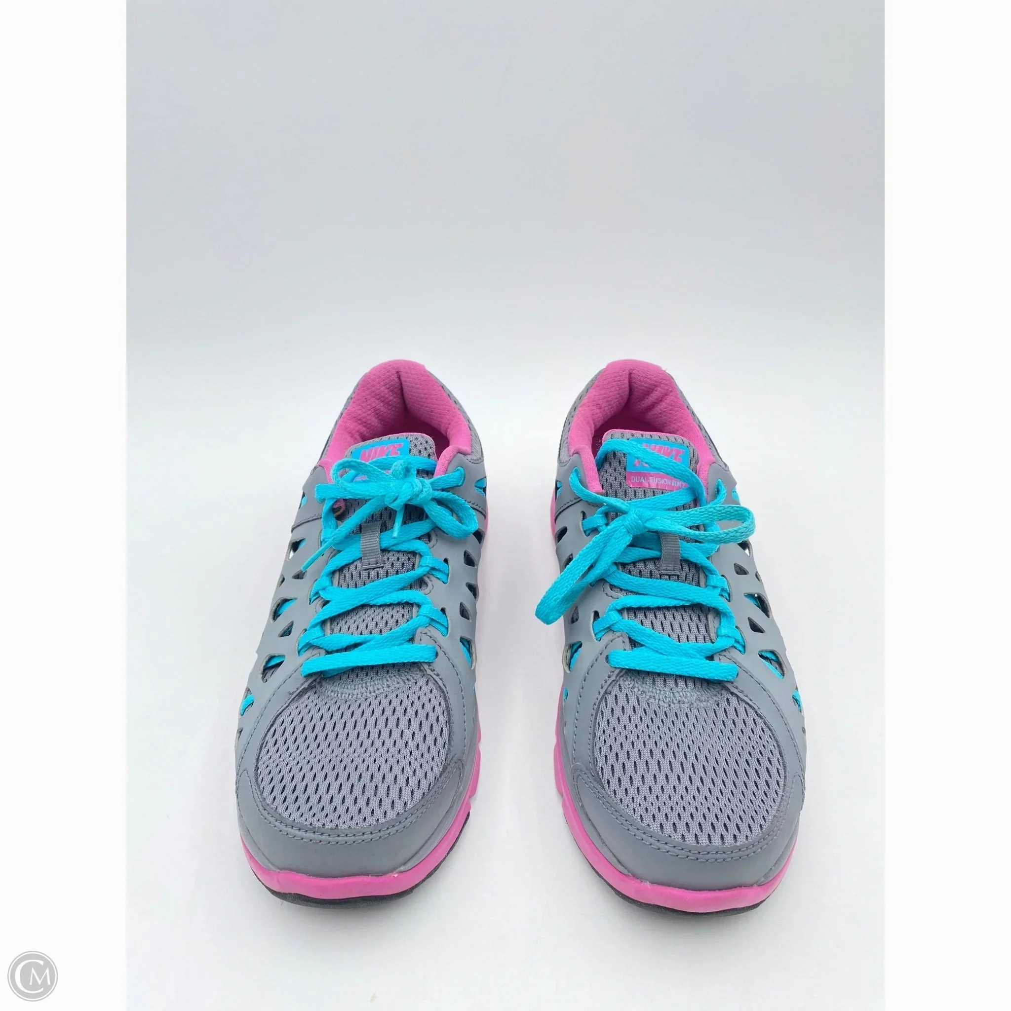 Comfortable Arch Hyperlock Technology Shoes Sneakers By Nike In Grey & Pink, Size: 8
