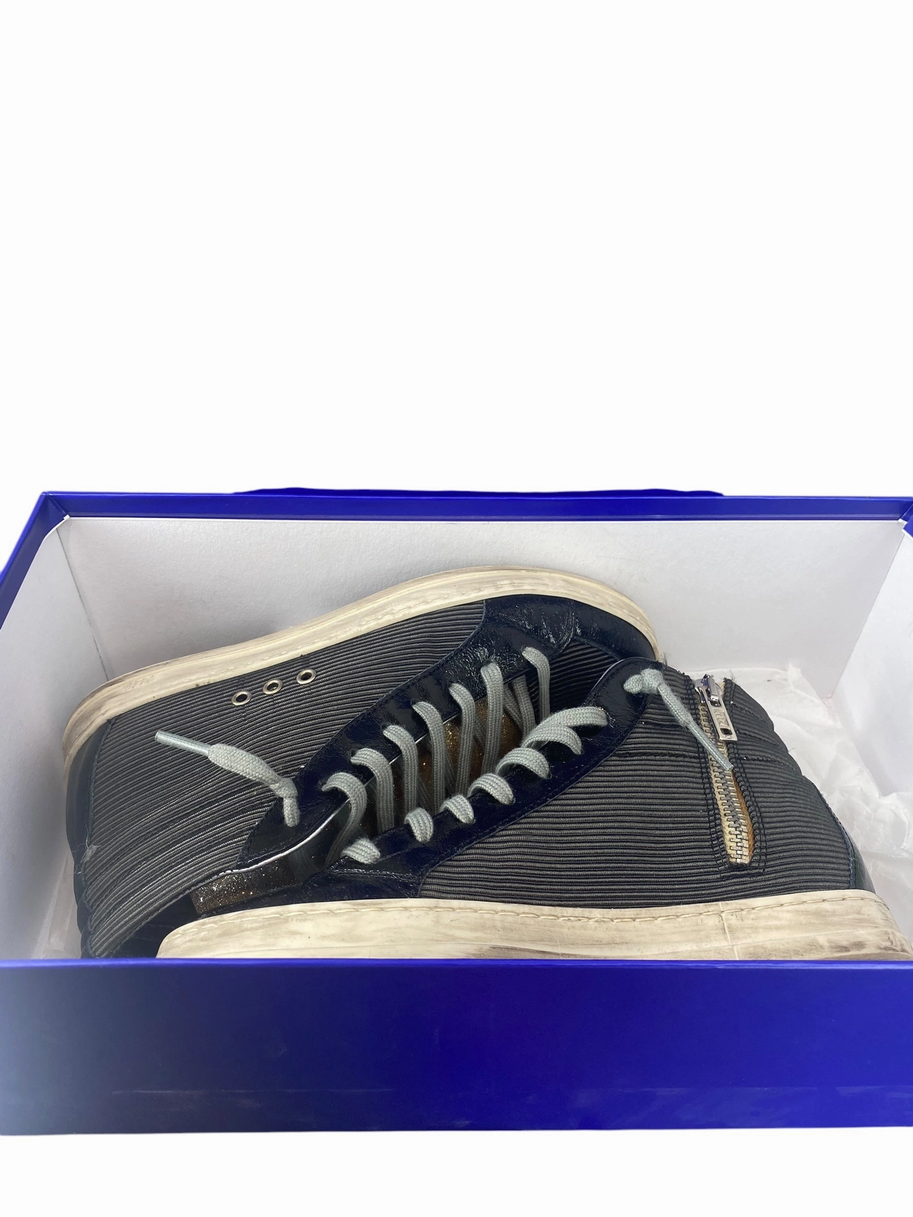 Tennis Court Functional Style Shoes Sneakers By P448 In Black, Size: 6