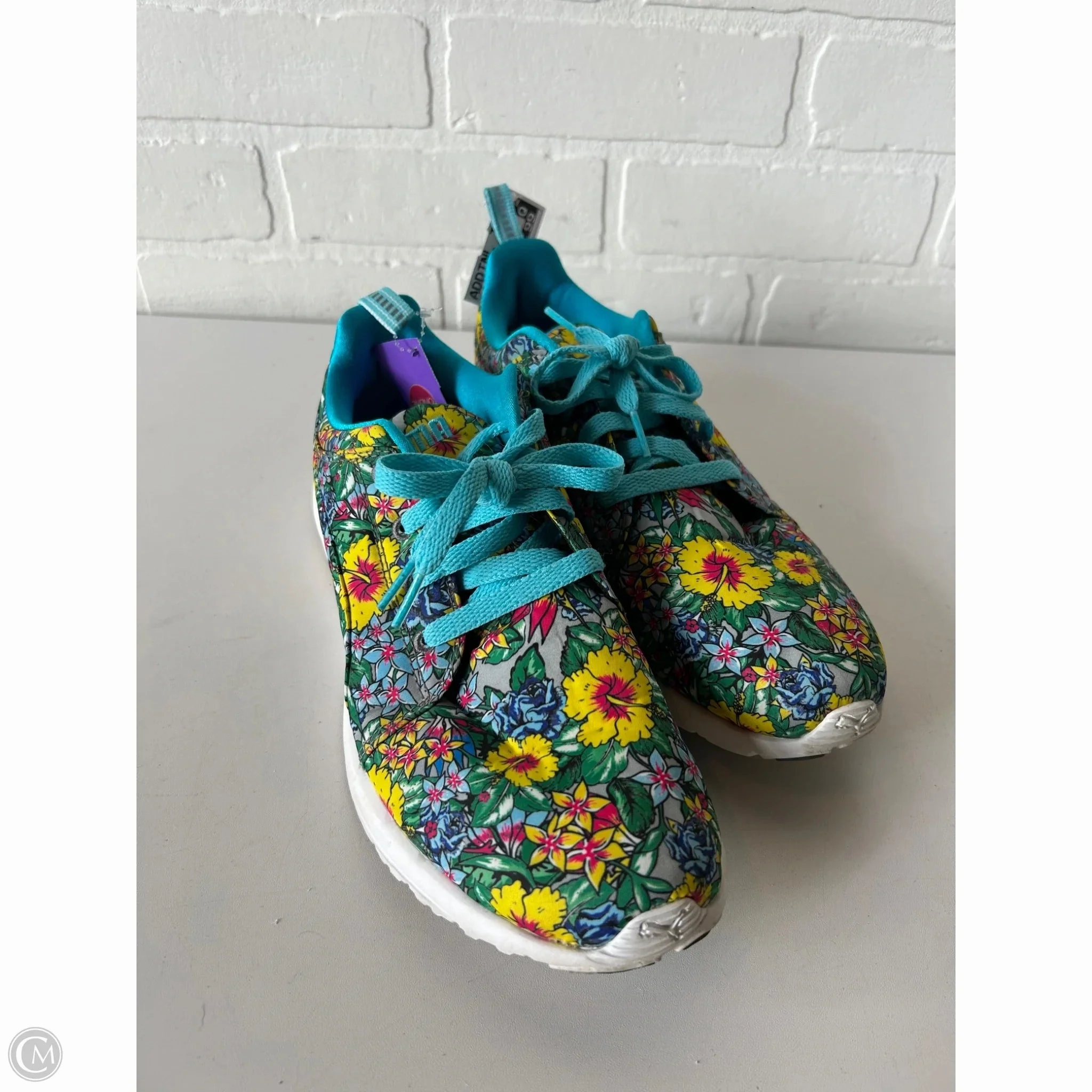 Cushioned Upper Outdoor Explorer Shoes Sneakers By Puma In Blue & Yellow, Size: 10