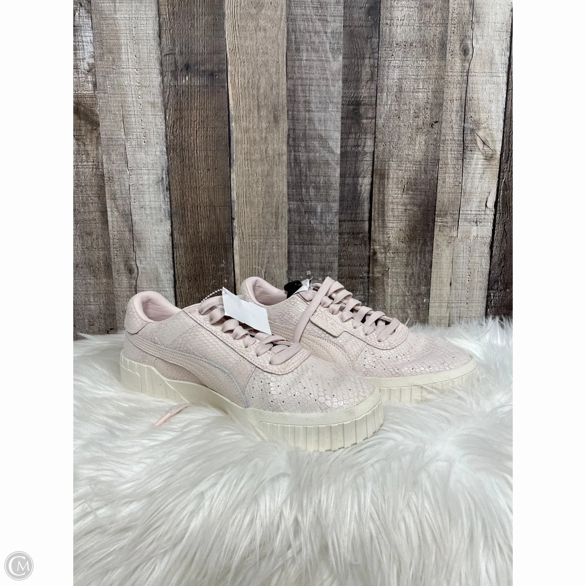 MeshFabric Shoes Sneakers By Puma In Pink, Size: 7.5